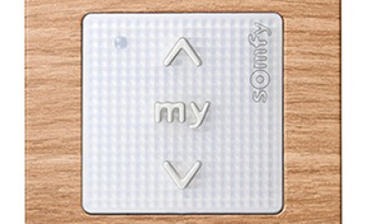 Рулонная штора D40мм на базе электропривода Sonesse 40 — Тёмный бамбук — фото